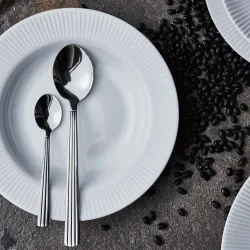 AIDA GROOVY DYB TALLERKEN HVID