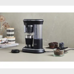 H�WS BORNHOLM KAFFEMASKINE MED KV�RN