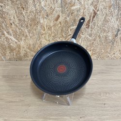 JAMIE OLIVER GRYDES�T 6 DELE + 24/28 CM PANDER HARD ANODISED