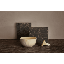 LYNGBY PORCELN RHOMBE EARTH SKL  13 CM MARBLE