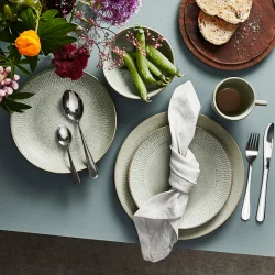 AIDA ATELIER BESTIKSKE BLANK - 16 DELE 